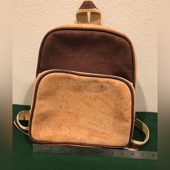 Natural cork backpack by Viator - Picture 5 of 8